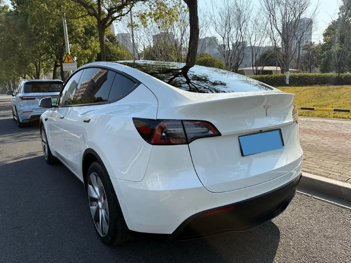 2022 Tesla Model Y BEV 60KWH,autocango,china used car exporter,china ev exporter,chinese used car exporter,chinese used ev exporter