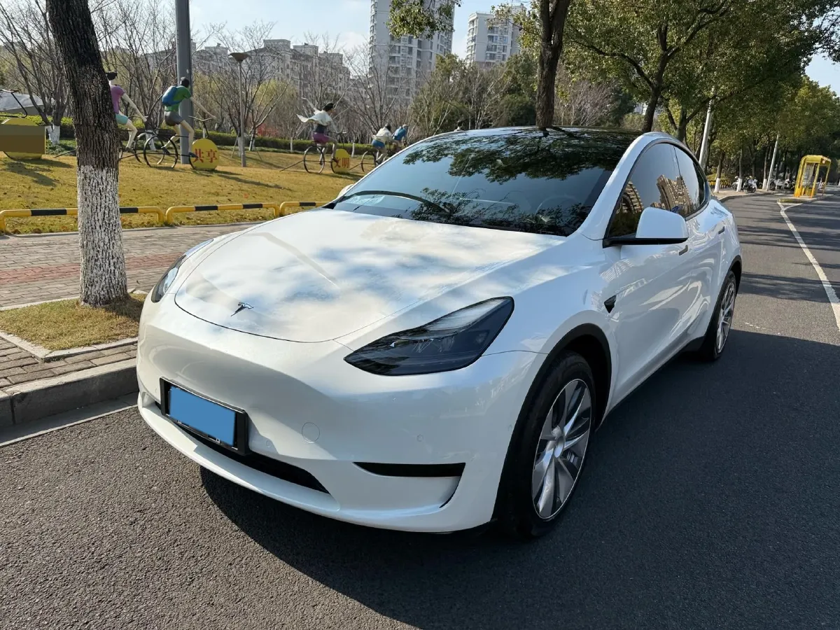2022 Tesla Model Y BEV 60KWH,autocango,china used car exporter,china ev exporter,chinese used car exporter,chinese used ev exporter