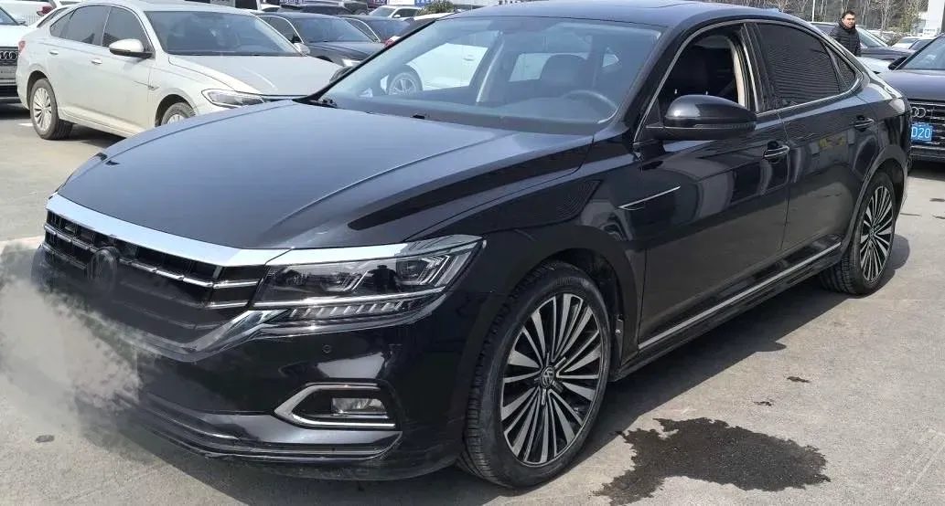 2019 Volvo V40 1.5T 152HP L4 6AT,autocango,china used car exporter,china ev exporter,chinese used car exporter,chinese used ev exporter