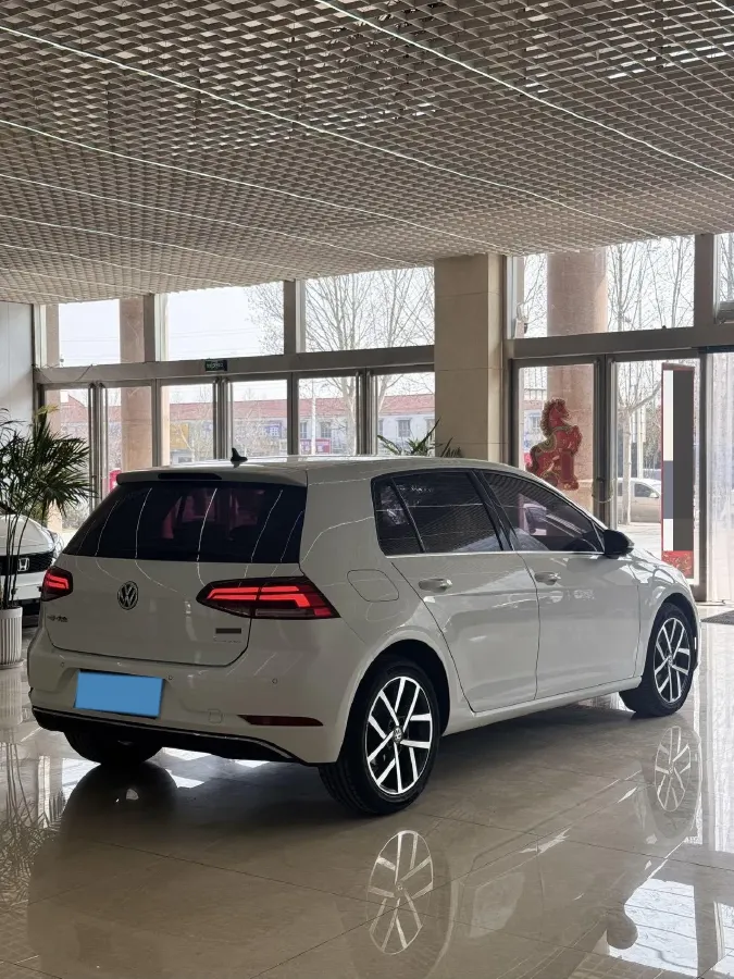 2020 Volkswagen Golf 1.4T 150HP L4 7DCT,autocango,china used car exporter,china ev exporter,chinese used car exporter,chinese used ev exporter