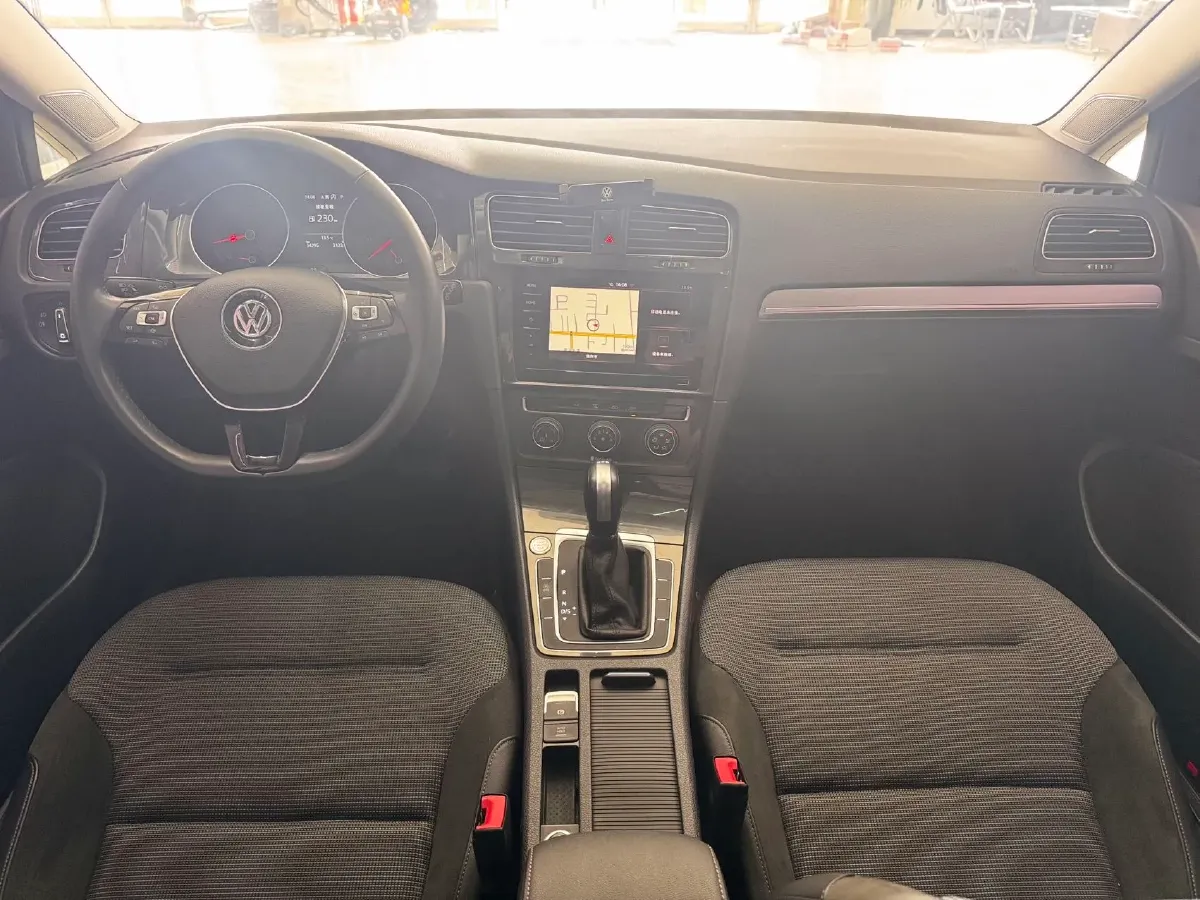2020 Volkswagen Golf 1.4T 150HP L4 7DCT,autocango,china used car exporter,china ev exporter,chinese used car exporter,chinese used ev exporter