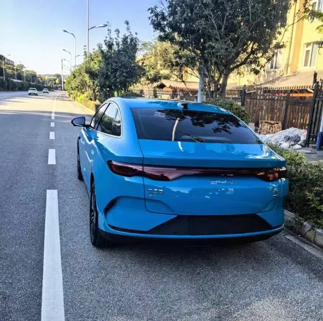 2025 BYD QinL BEV,autocango,china used car exporter,china ev exporter,chinese used car exporter,chinese used ev exporter