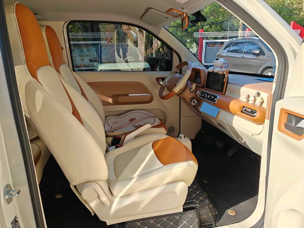 2024 WuLing HongGuang MINI EV BEV 17.3KWH,autocango,china used car exporter,china ev exporter,chinese used car exporter,chinese used ev exporter