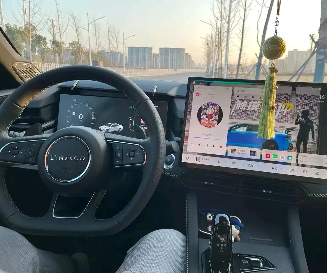 2025 LYNK&CO 03 1.5T 181HP L4 7DCT,autocango,china used car exporter,china ev exporter,chinese used car exporter,chinese used ev exporter