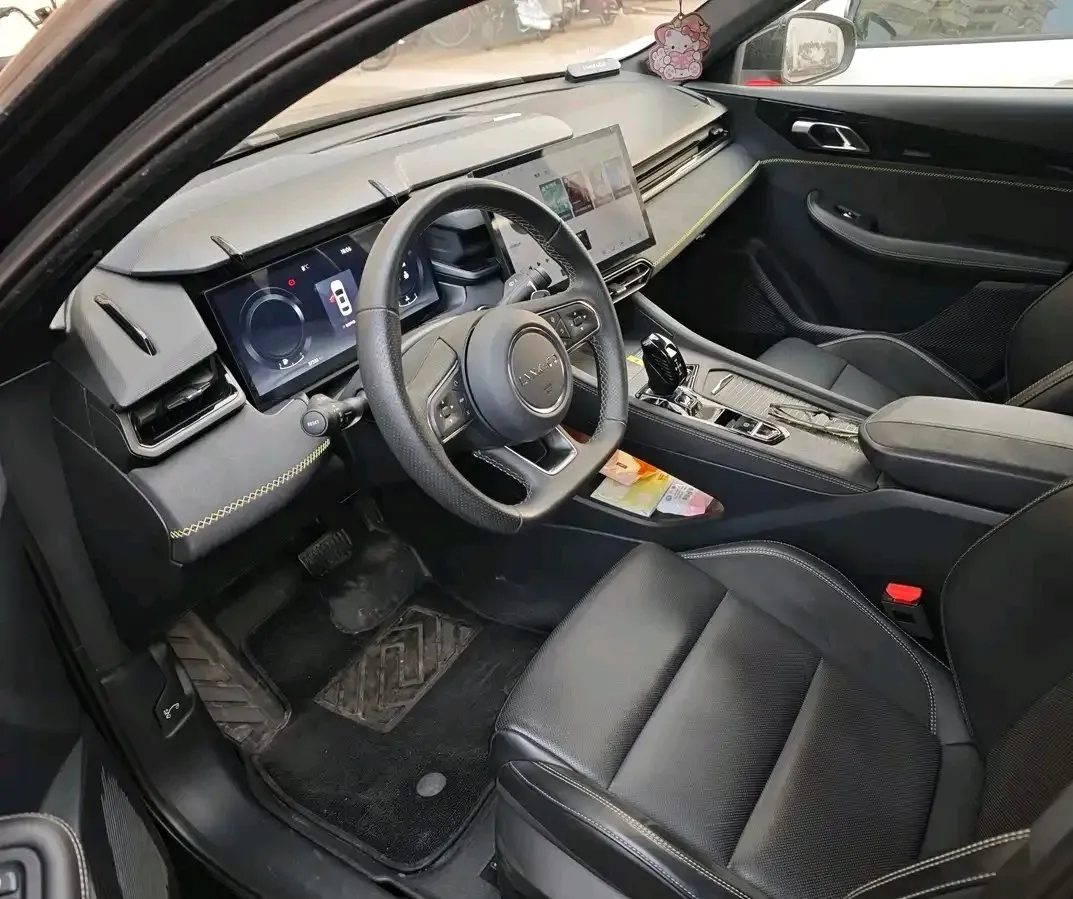 2025 LYNK&CO 03 1.5T 181HP L4 7DCT,autocango,china used car exporter,china ev exporter,chinese used car exporter,chinese used ev exporter