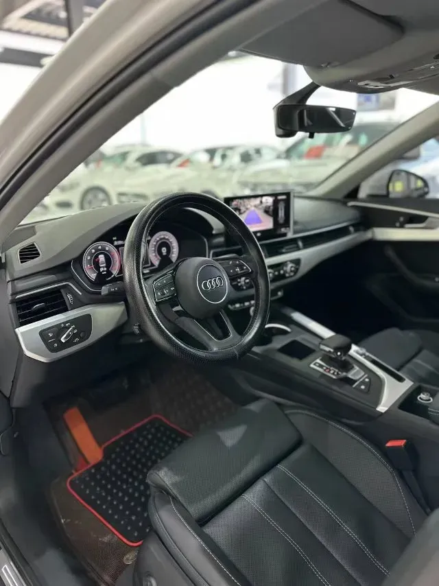 2020 Audi A4L 2.0T 190HP L4 7DCT,autocango,china used car exporter,china ev exporter,chinese used car exporter,chinese used ev exporter