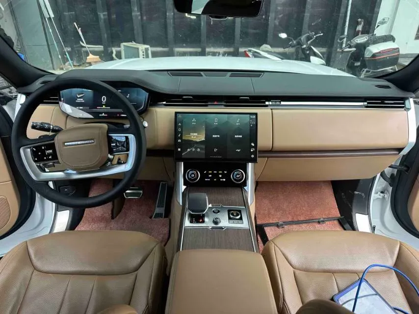 2024 Land Rover Range Rover 3.0T 400HP L6 8AT,autocango,china used car exporter,china ev exporter,chinese used car exporter,chinese used ev exporter
