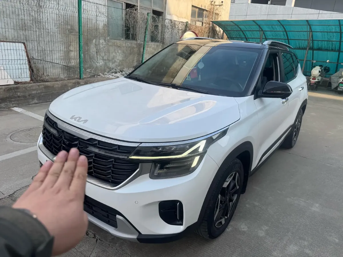 2023 Kia Seltos 1.5L 115HP L4 CVT,autocango,china used car exporter,china ev exporter,chinese used car exporter,chinese used ev exporter