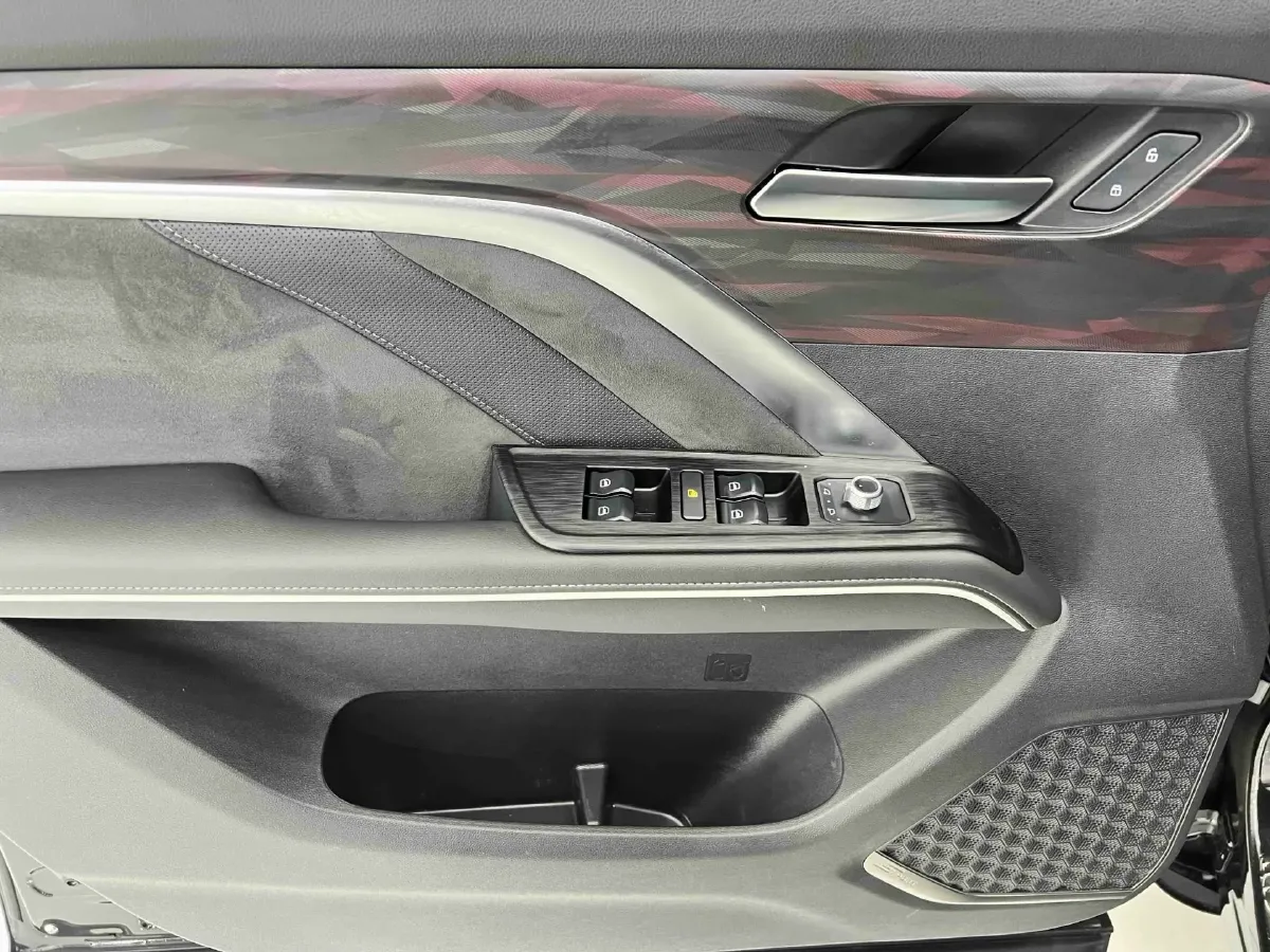 2021 Haval H6 1.5T 150HP L4 7DCT,autocango,china used car exporter,china ev exporter,chinese used car exporter,chinese used ev exporter