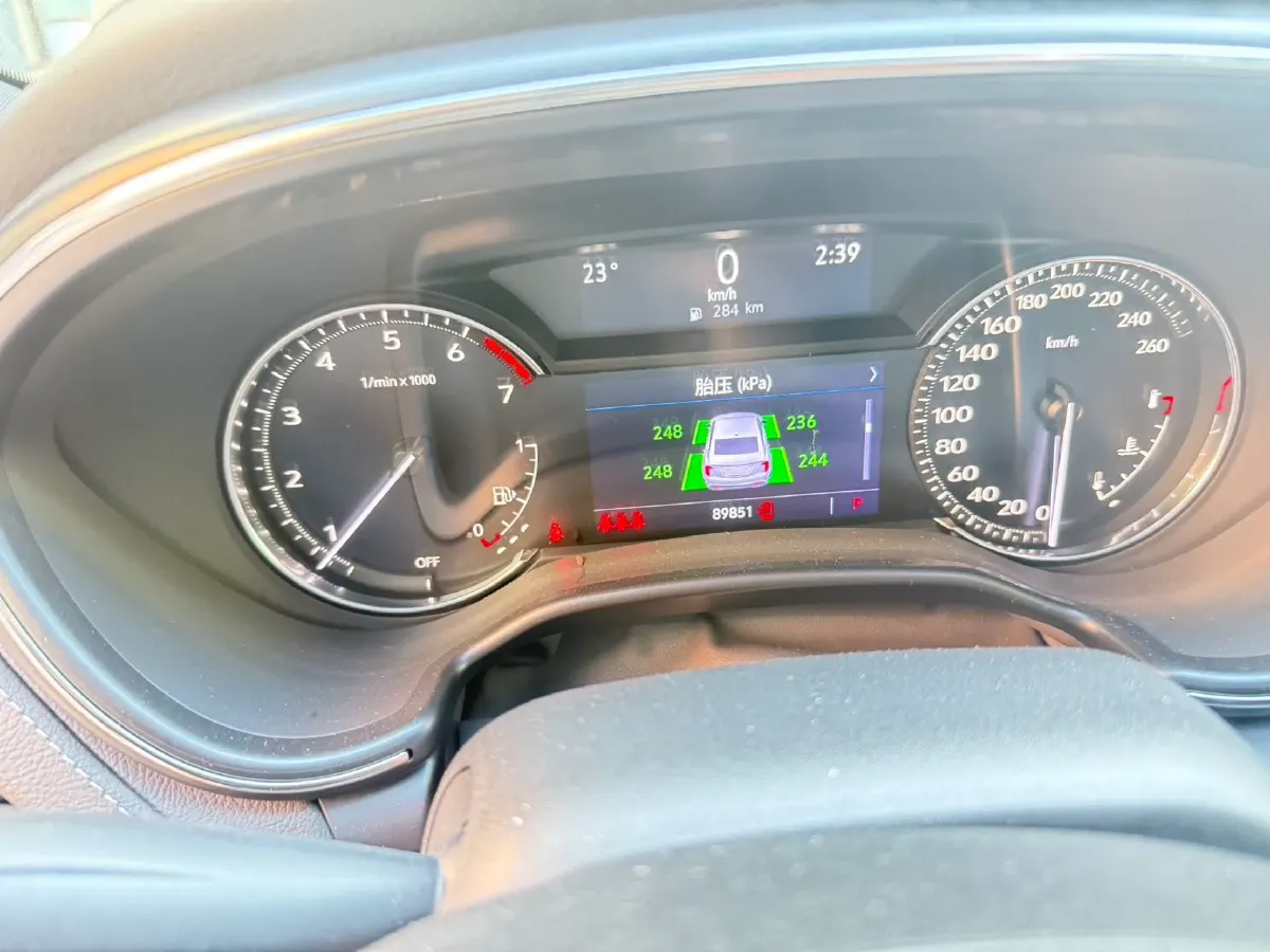 2022 Cadillac CT5 2.0T 237HP L4 10AT,autocango,china used car exporter,china ev exporter,chinese used car exporter,chinese used ev exporter