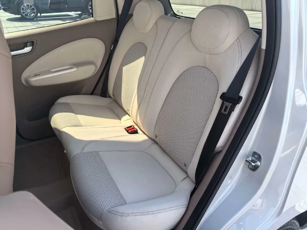 2025 WuLing HongGuang MINI EV BEV 16.2KWH,autocango,china used car exporter,china ev exporter,chinese used car exporter,chinese used ev exporter