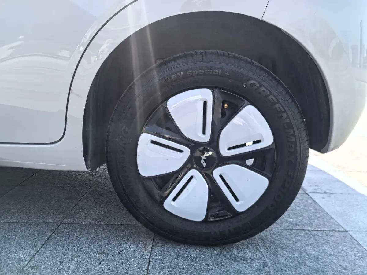 2025 WuLing HongGuang MINI EV BEV 16.2KWH,autocango,china used car exporter,china ev exporter,chinese used car exporter,chinese used ev exporter