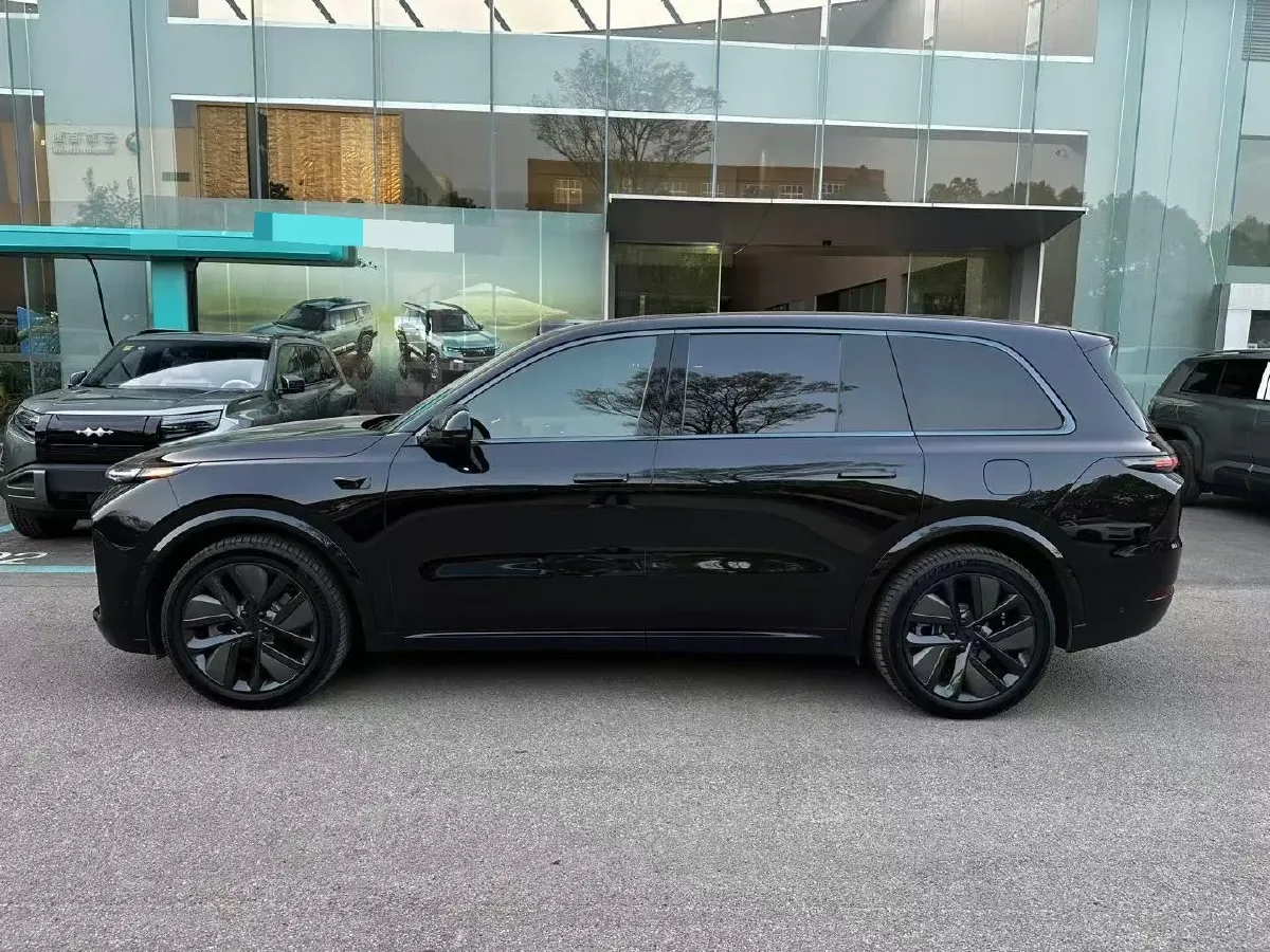 2022 Li L9 Range Extended 154HP REEV 42.6KWH,autocango,china used car exporter,china ev exporter,chinese used car exporter,chinese used ev exporter