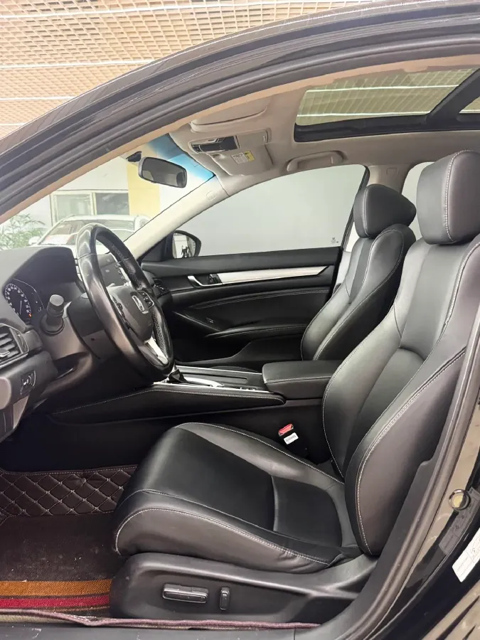 2019 Honda Inspire 1.5T 194HP L4 CVT,autocango,china used car exporter,china ev exporter,chinese used car exporter,chinese used ev exporter