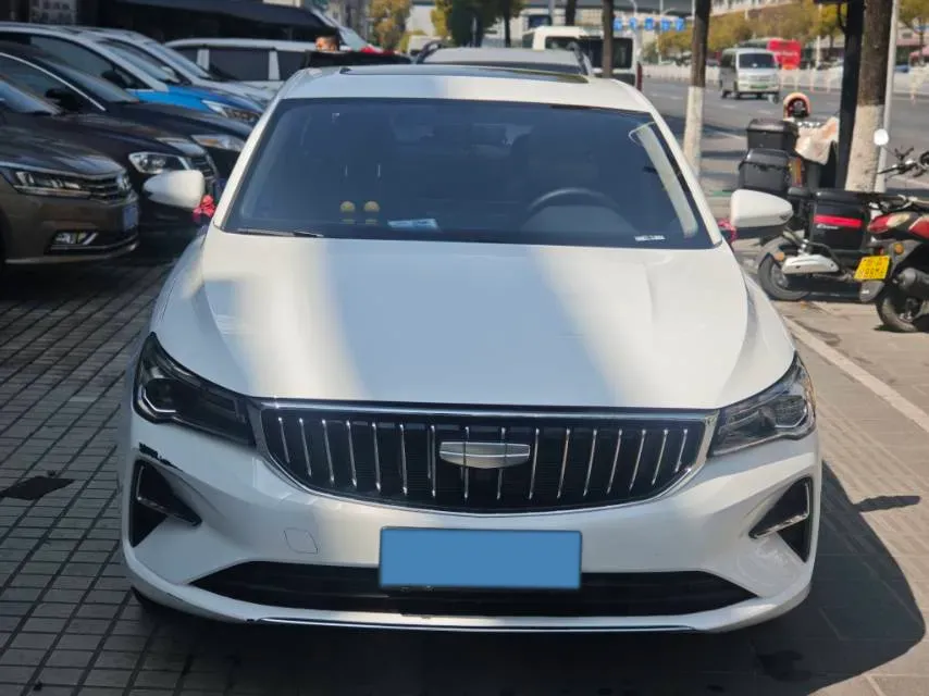 2025 Geely Emgrand 1.5L 127HP L4 CVT,autocango,china used car exporter,china ev exporter,chinese used car exporter,chinese used ev exporter