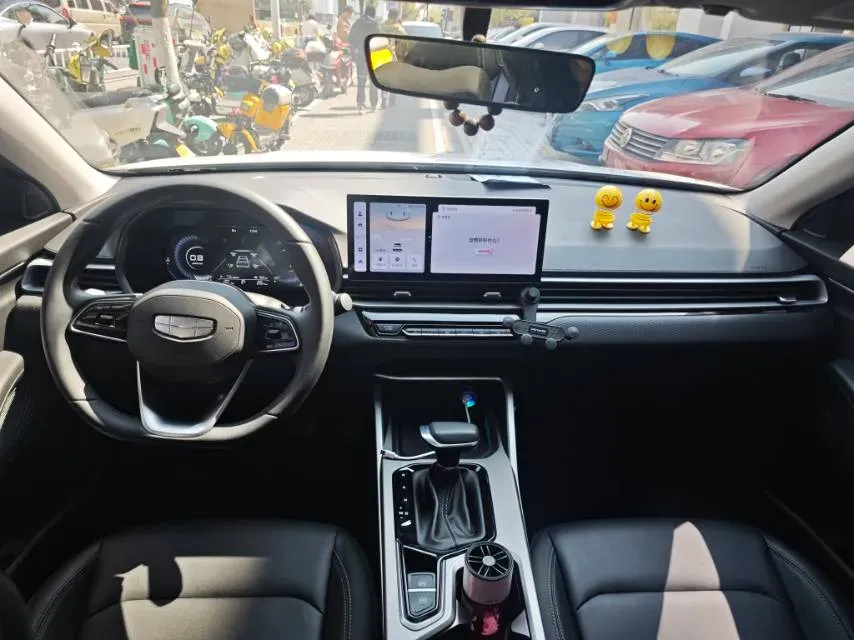 2025 Geely Emgrand 1.5L 127HP L4 CVT,autocango,china used car exporter,china ev exporter,chinese used car exporter,chinese used ev exporter