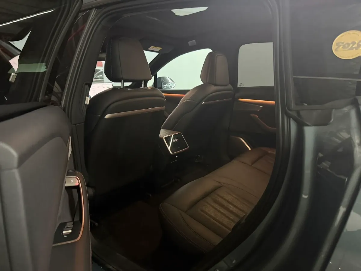 2024 ONVO L60 BEV 60KWH,autocango,china used car exporter,china ev exporter,chinese used car exporter,chinese used ev exporter