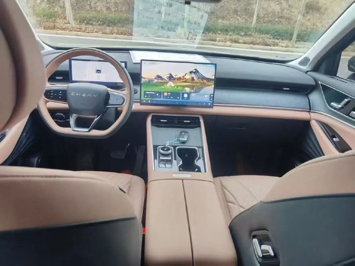 2024 Chery Tiggo8L 2.0T 254HP L4 8AT,autocango,china used car exporter,china ev exporter,chinese used car exporter,chinese used ev exporter