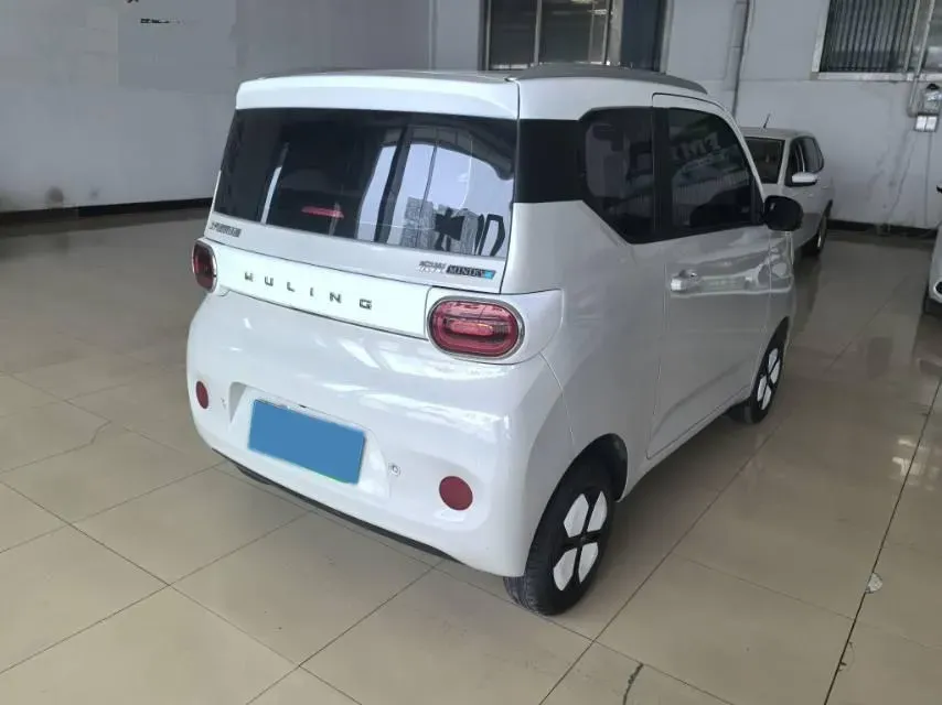 2024 WuLing HongGuang MINI EV BEV 17.3KWH,autocango,china used car exporter,china ev exporter,chinese used car exporter,chinese used ev exporter