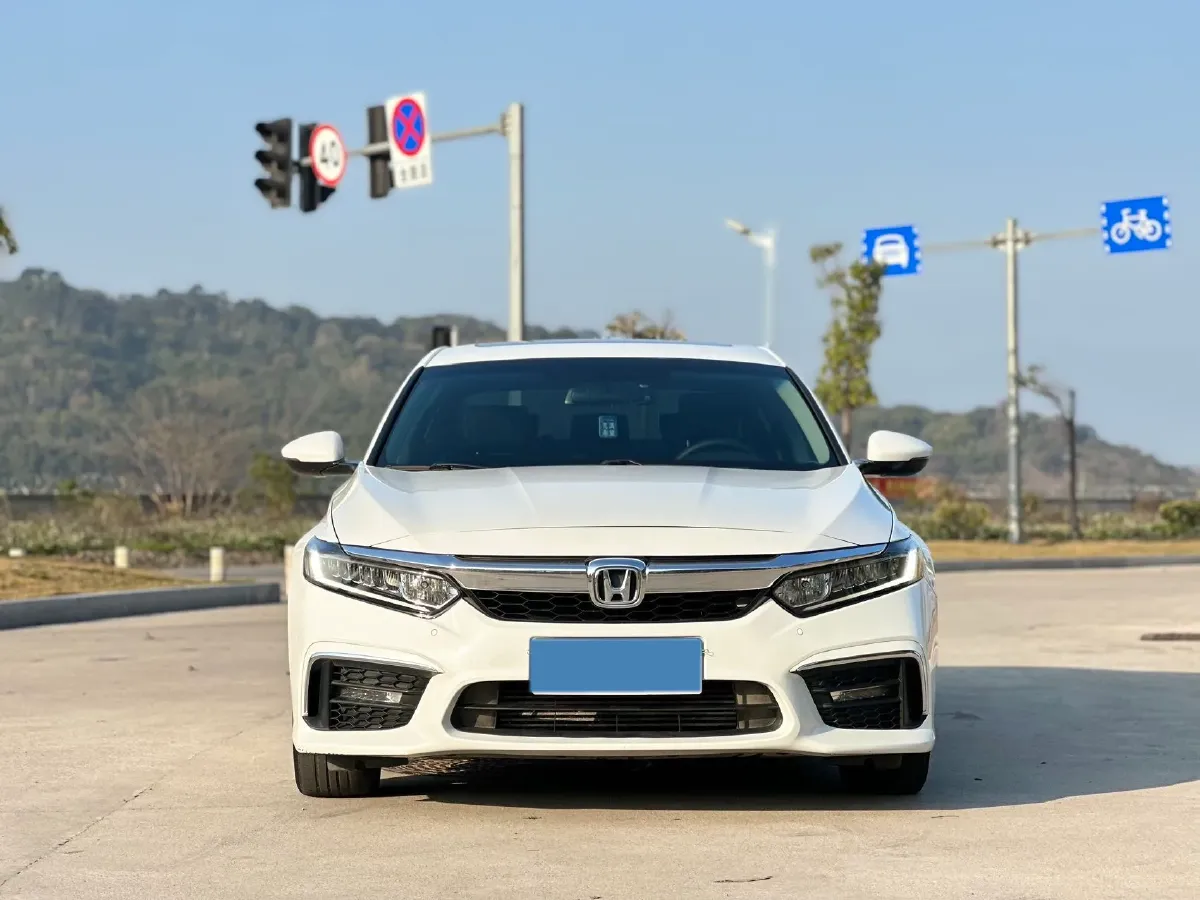 2019 Honda Inspire 1.5T 194HP L4 CVT,autocango,china used car exporter,china ev exporter,chinese used car exporter,chinese used ev exporter