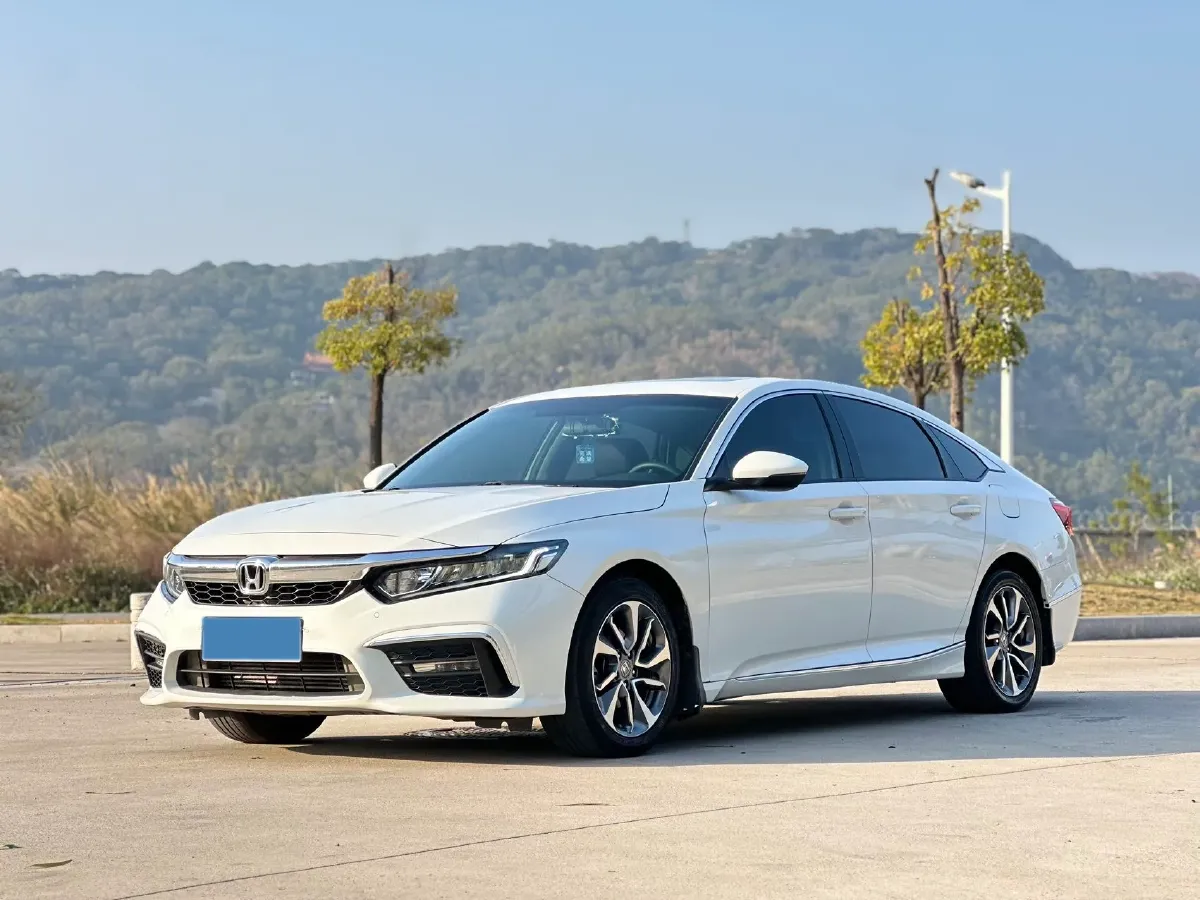 2019 Honda Inspire 1.5T 194HP L4 CVT,autocango,china used car exporter,china ev exporter,chinese used car exporter,chinese used ev exporter