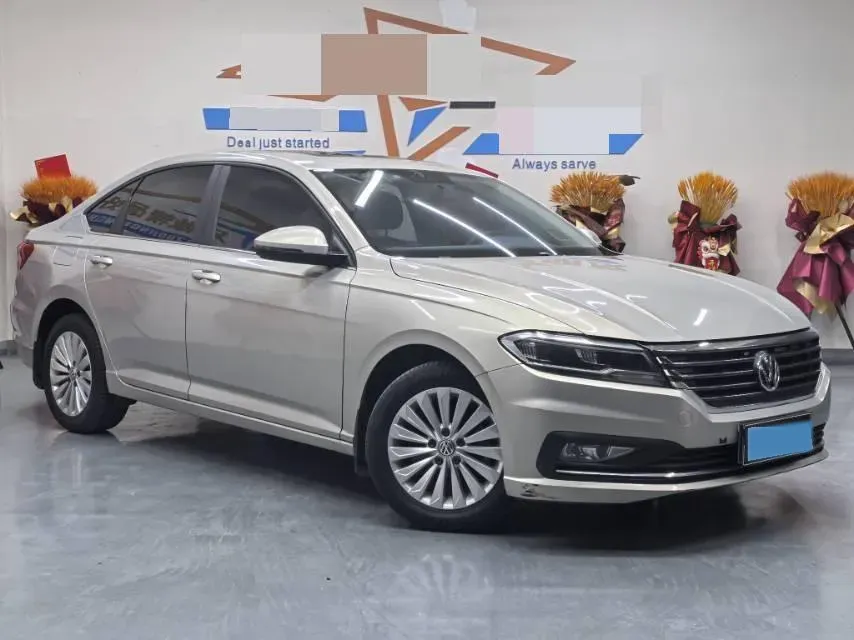 2019 Volkswagen Lavida 1.5L 113HP L4 5MT,autocango,china used car exporter,china ev exporter,chinese used car exporter,chinese used ev exporter