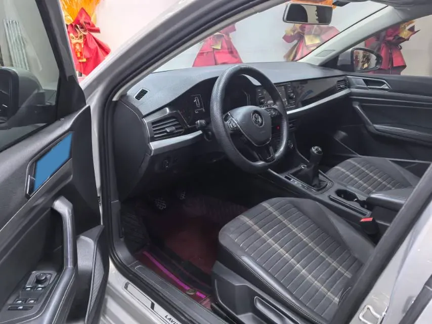 2019 Volkswagen Lavida 1.5L 113HP L4 5MT,autocango,china used car exporter,china ev exporter,chinese used car exporter,chinese used ev exporter