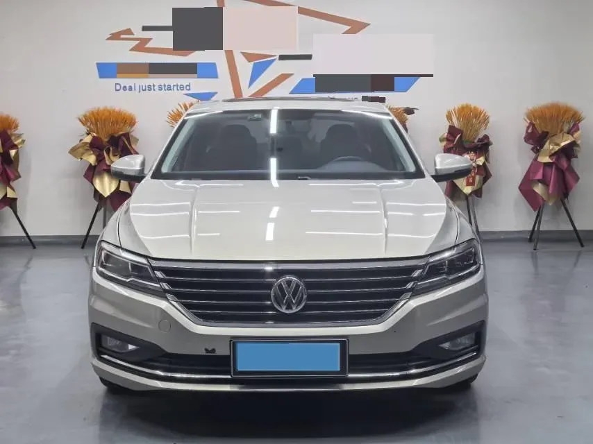 2019 Volkswagen Lavida 1.5L 113HP L4 5MT,autocango,china used car exporter,china ev exporter,chinese used car exporter,chinese used ev exporter