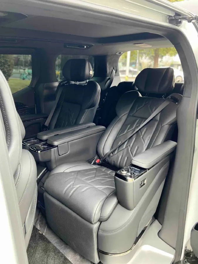 2024 Zeekr 009 BEV 108KWH,autocango,china used car exporter,china ev exporter,chinese used car exporter,chinese used ev exporter