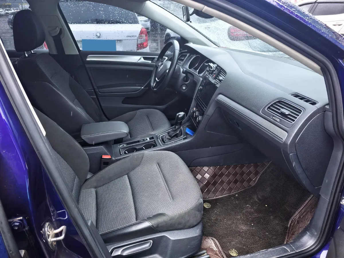 2019 Brilliance Auto V7 1.8T 231HP L4 7DCT,autocango,china used car exporter,china ev exporter,chinese used car exporter,chinese used ev exporter