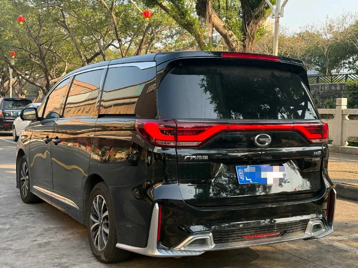 2021 GAC Trumpchi M8 2.0T 252HP L4 8AT,autocango,china used car exporter,china ev exporter,chinese used car exporter,chinese used ev exporter