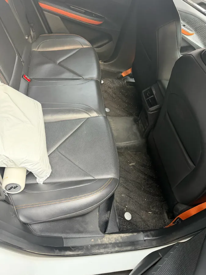 2022 ChangAn UNI-V 1.5T 188HP L4 7DCT,autocango,china used car exporter,china ev exporter,chinese used car exporter,chinese used ev exporter