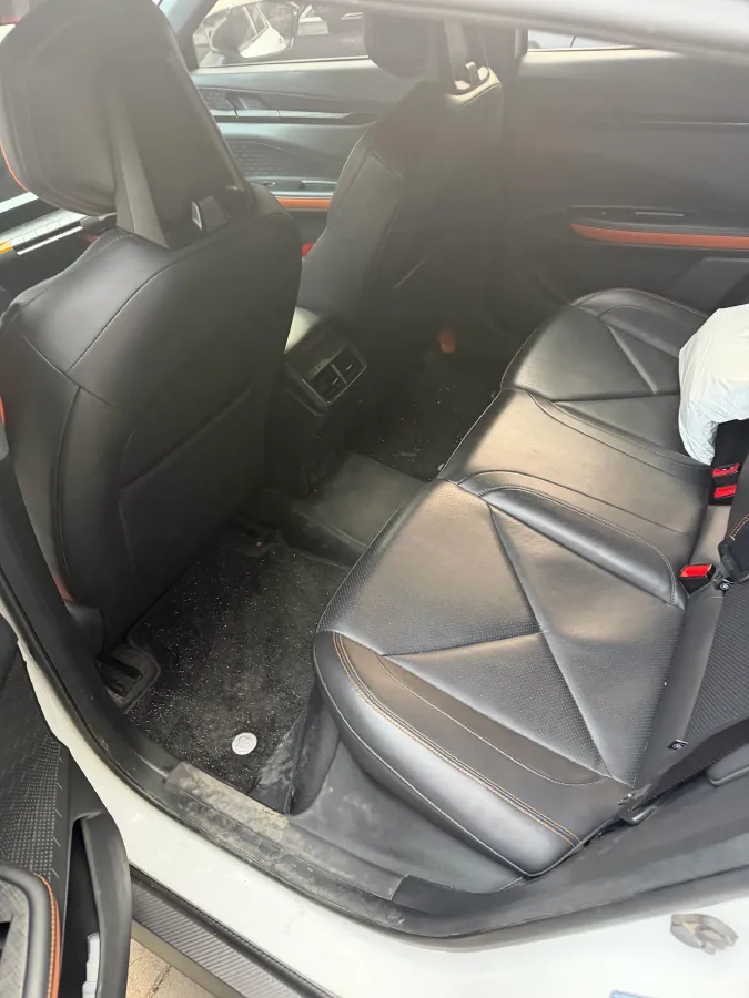 2022 ChangAn UNI-V 1.5T 188HP L4 7DCT,autocango,china used car exporter,china ev exporter,chinese used car exporter,chinese used ev exporter