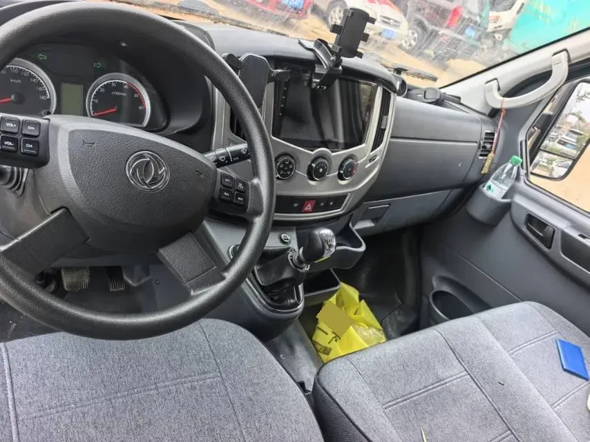 2021 DongFeng DFAC YuFeng 2.0T 136HP L4 6MT,autocango,china used car exporter,china ev exporter,chinese used car exporter,chinese used ev exporter