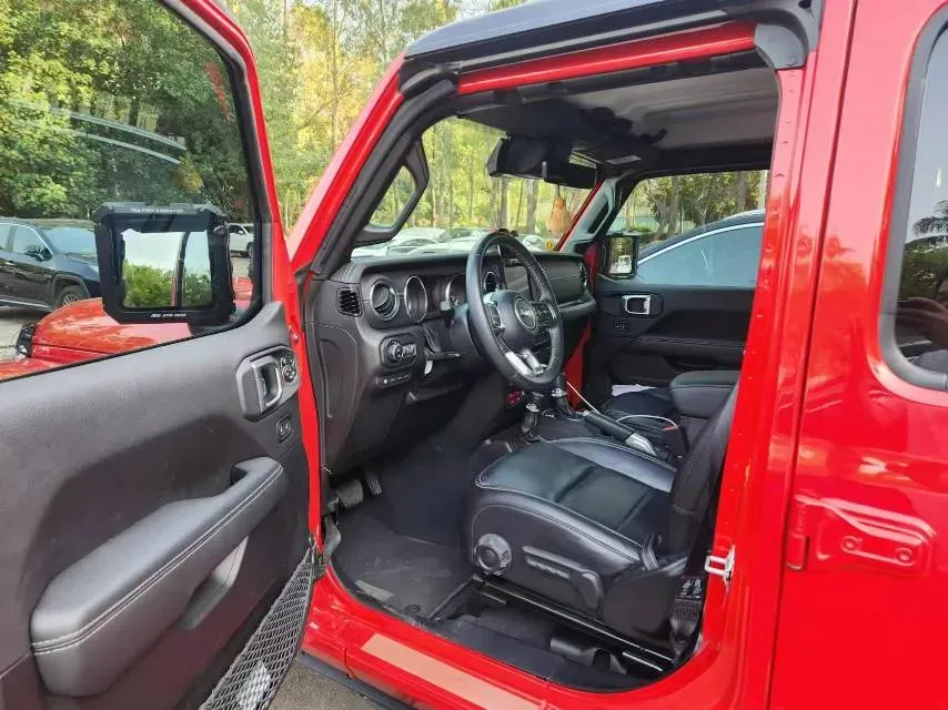 2021 Jeep Wrangler 2.0T 266HP L4 8AT PHEV 17KWH,autocango,china used car exporter,china ev exporter,chinese used car exporter,chinese used ev exporter