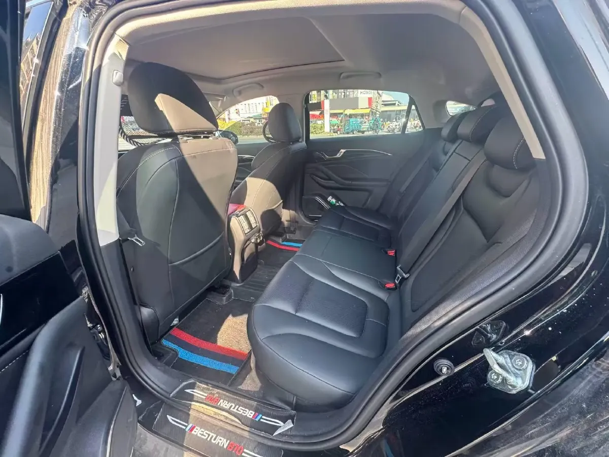 2023 Bestune B70 1.5T 169HP L4 7DCT,autocango,china used car exporter,china ev exporter,chinese used car exporter,chinese used ev exporter