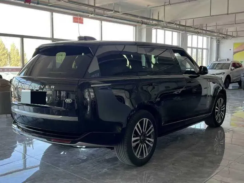 2024 Land Rover Range Rover 3.0T 400HP L6 8AT,autocango,china used car exporter,china ev exporter,chinese used car exporter,chinese used ev exporter