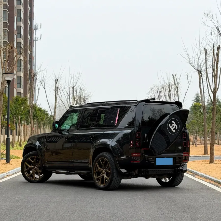 2023 Land Rover Defender 3.0T 400HP L6 8AT,autocango,china used car exporter,china ev exporter,chinese used car exporter,chinese used ev exporter