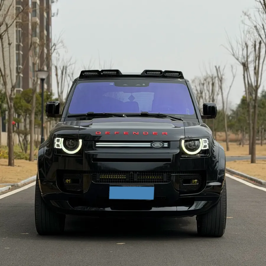 2023 Land Rover Defender 3.0T 400HP L6 8AT,autocango,china used car exporter,china ev exporter,chinese used car exporter,chinese used ev exporter