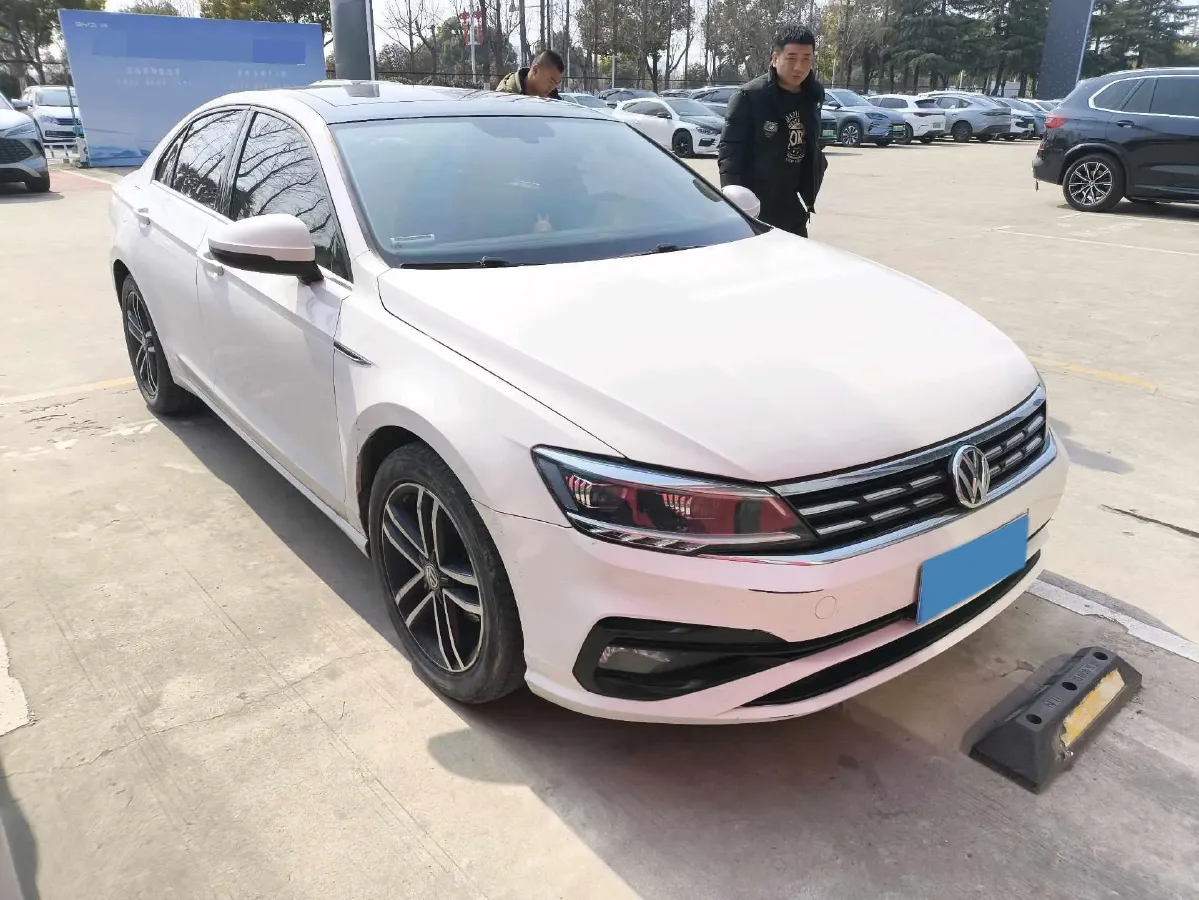 2019 Volkswagen Passat 1.4T 150HP L4 7DCT,autocango,china used car exporter,china ev exporter,chinese used car exporter,chinese used ev exporter