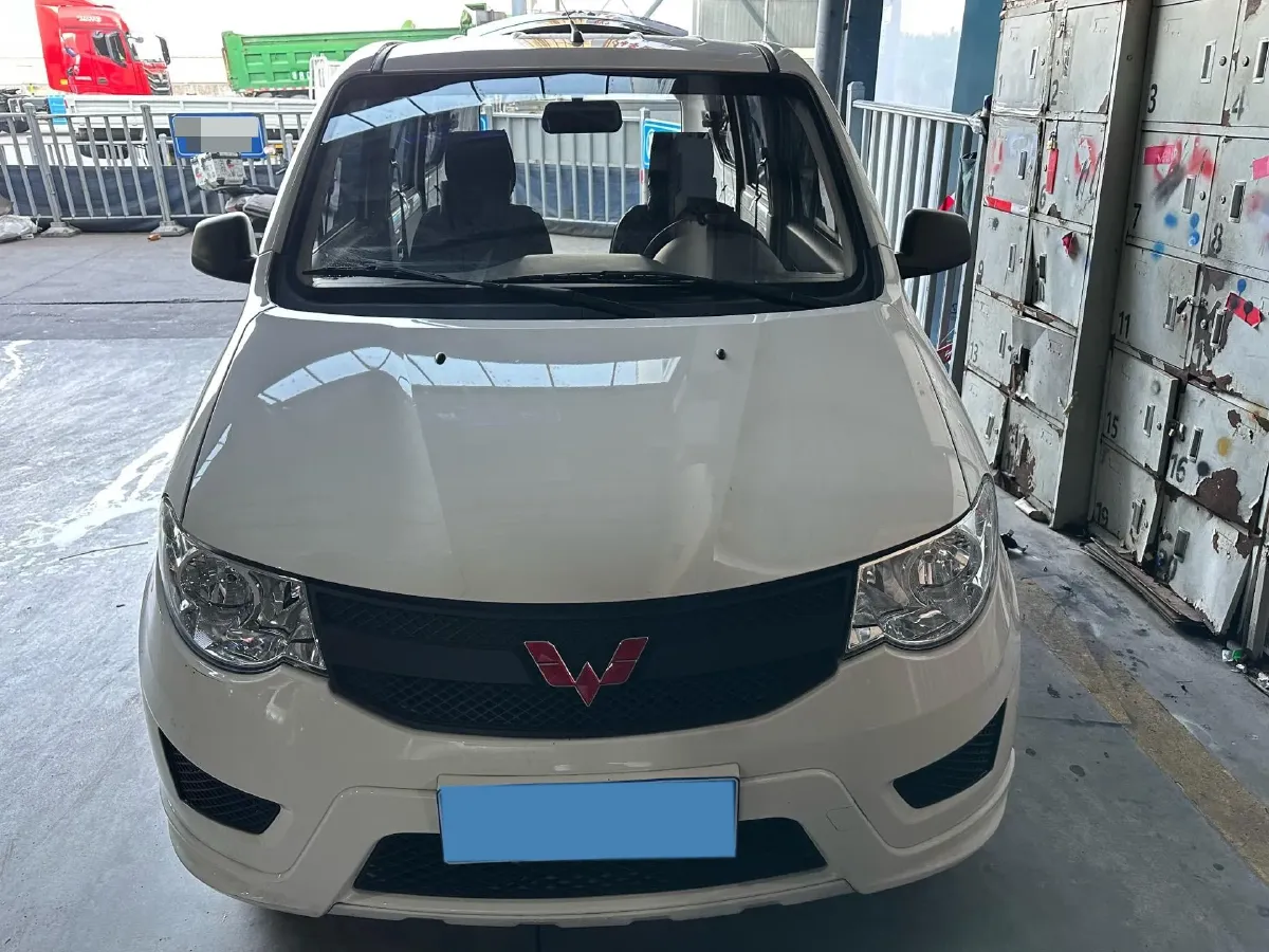 2021 Yema SiPaiKa 1.5L 109HP L4 5MT,autocango,china used car exporter,china ev exporter,chinese used car exporter,chinese used ev exporter
