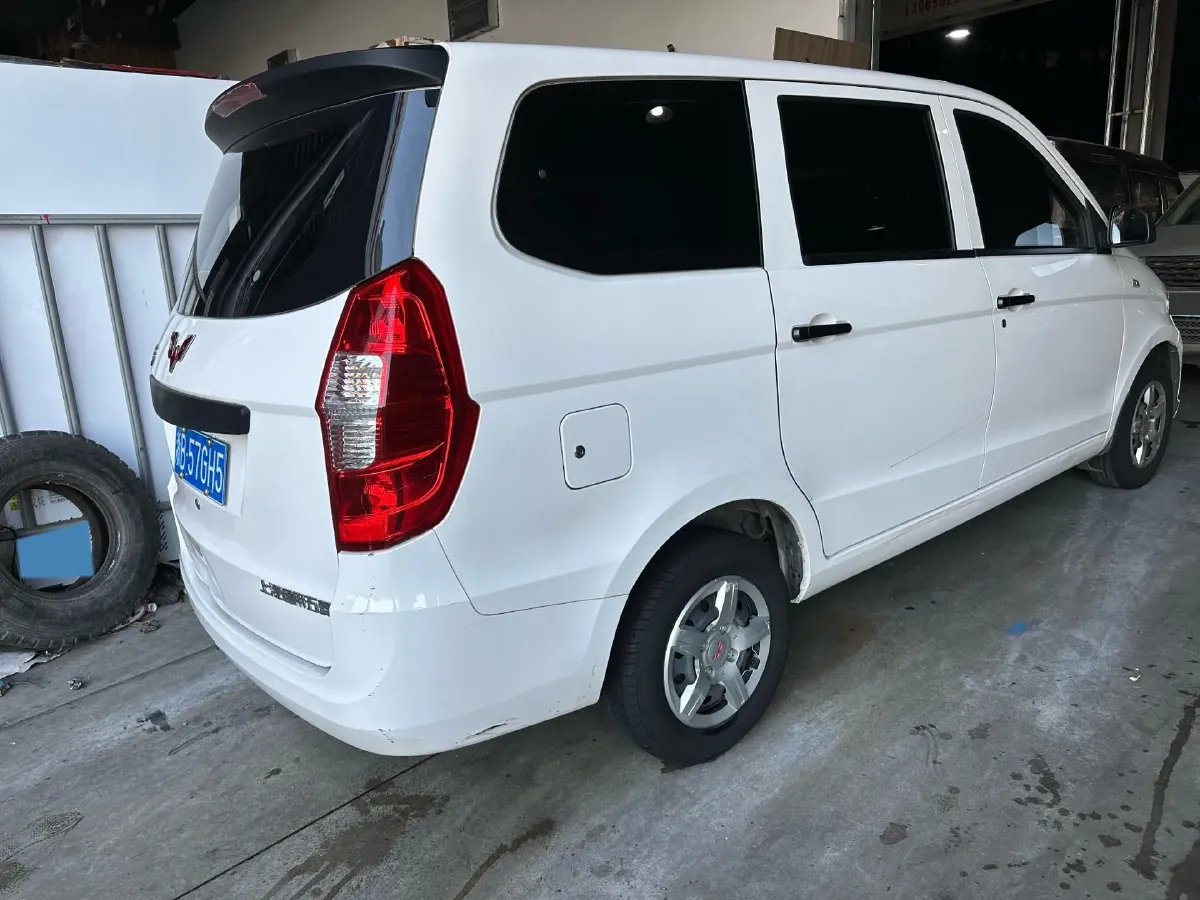 2021 Yema SiPaiKa 1.5L 109HP L4 5MT,autocango,china used car exporter,china ev exporter,chinese used car exporter,chinese used ev exporter