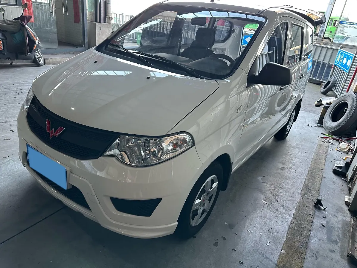 2021 Yema SiPaiKa 1.5L 109HP L4 5MT,autocango,china used car exporter,china ev exporter,chinese used car exporter,chinese used ev exporter