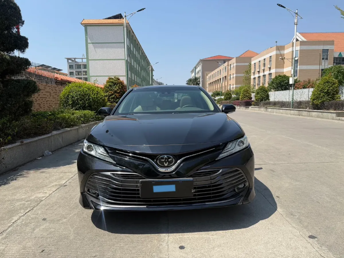 2019 Toyota Camry 2.0L 178HP L4 CVT,autocango,china used car exporter,china ev exporter,chinese used car exporter,chinese used ev exporter