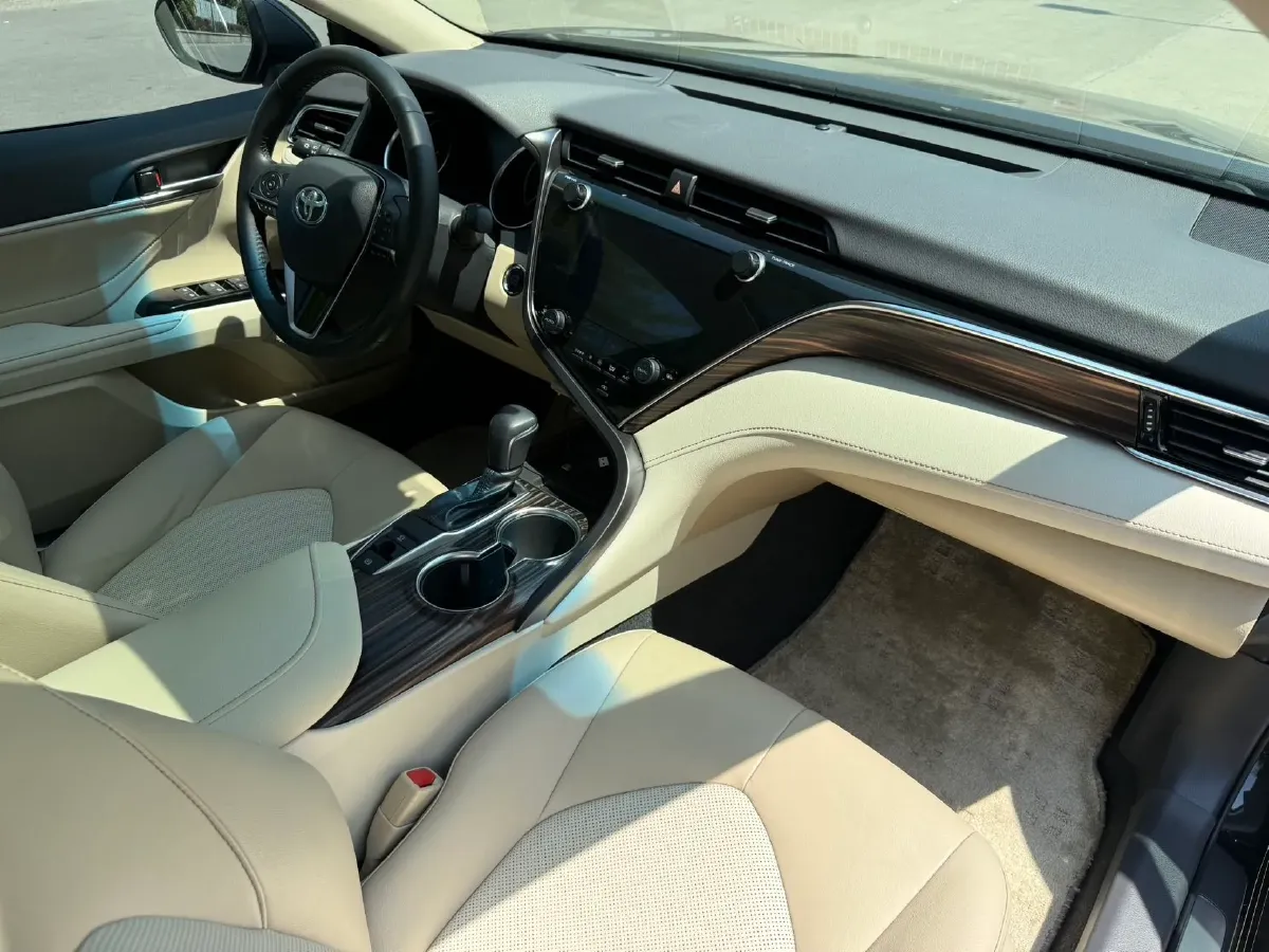 2019 Toyota Camry 2.0L 178HP L4 CVT,autocango,china used car exporter,china ev exporter,chinese used car exporter,chinese used ev exporter