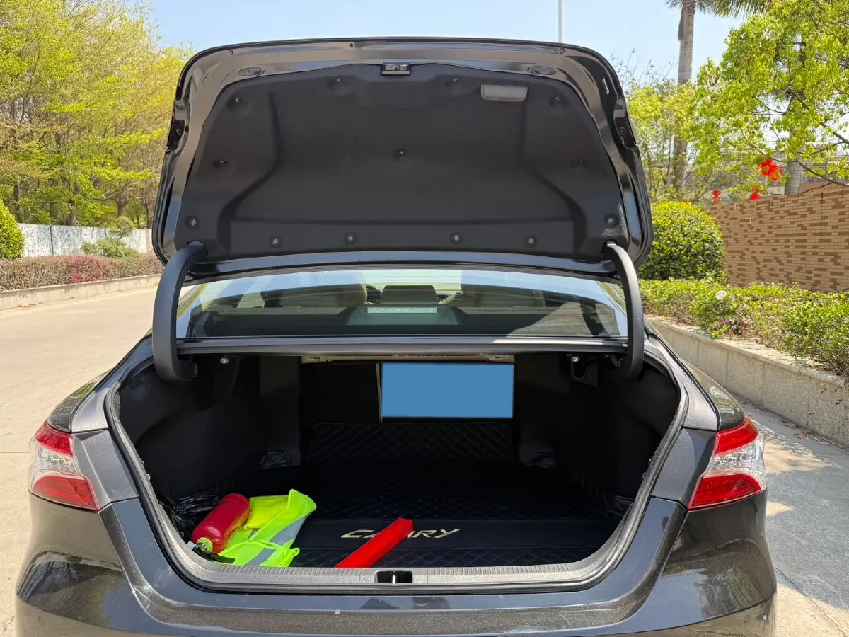 2019 Toyota Camry 2.0L 178HP L4 CVT,autocango,china used car exporter,china ev exporter,chinese used car exporter,chinese used ev exporter