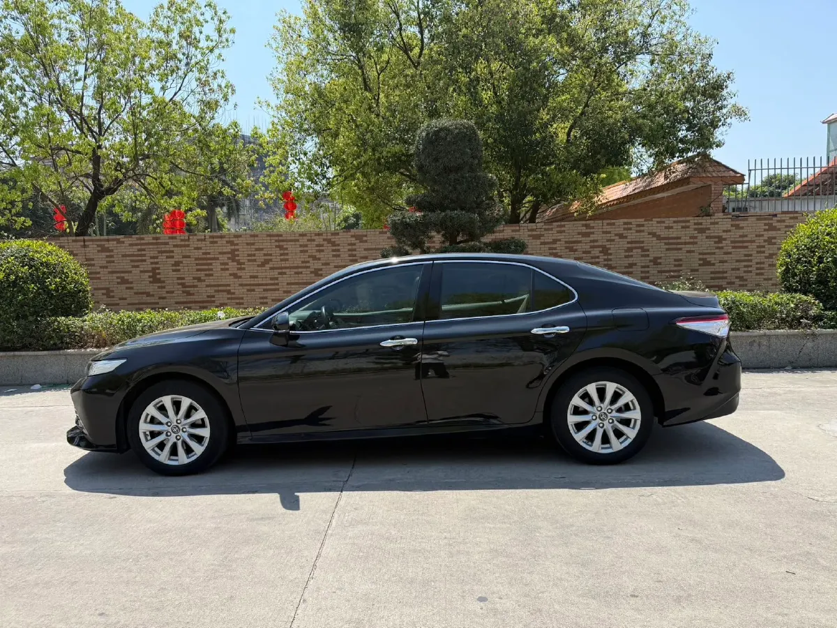 2019 Toyota Camry 2.0L 178HP L4 CVT,autocango,china used car exporter,china ev exporter,chinese used car exporter,chinese used ev exporter