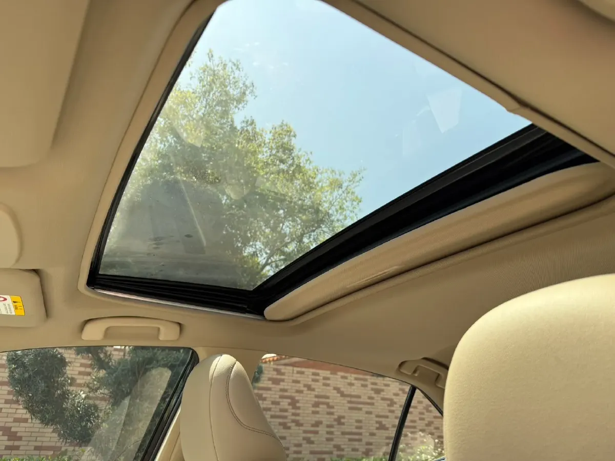 2019 Toyota Camry 2.0L 178HP L4 CVT,autocango,china used car exporter,china ev exporter,chinese used car exporter,chinese used ev exporter