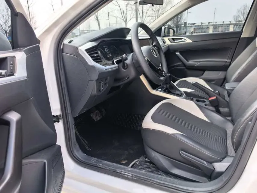 2021 Haval H6 1.5T 169HP L4 7DCT,autocango,china used car exporter,china ev exporter,chinese used car exporter,chinese used ev exporter