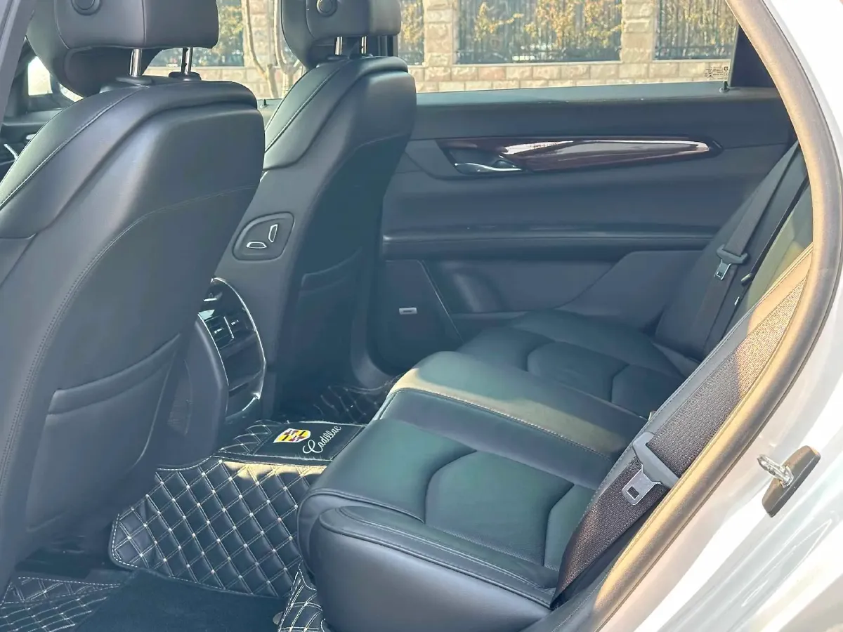 2021 Cadillac CT6 2.0T 237HP L4 10AT,autocango,china used car exporter,china ev exporter,chinese used car exporter,chinese used ev exporter